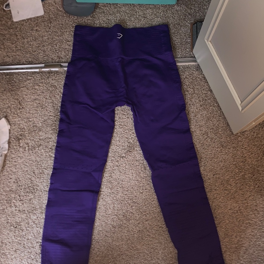 Lightly used Gymshark leggings size medium